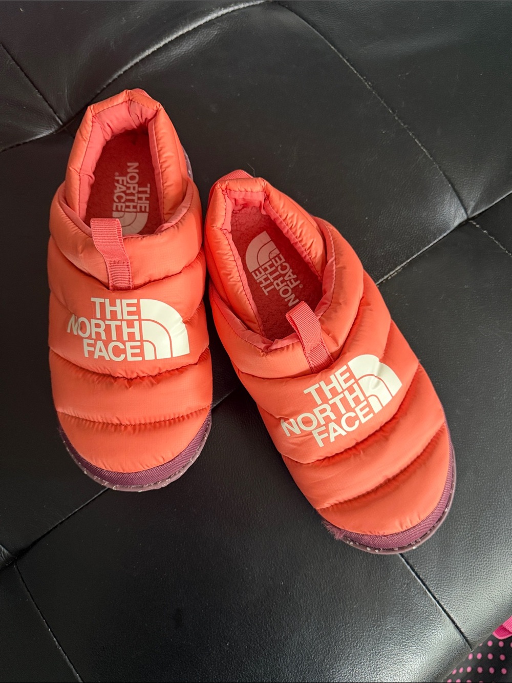The North Face Ladies size 9 Puff Slip-On Slippers in Coral Orange